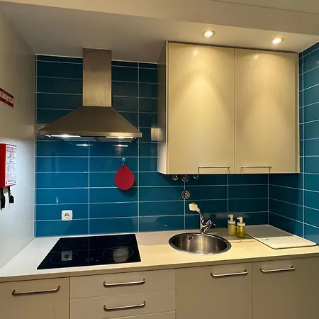 Apartment Plume Tree House Lisbon