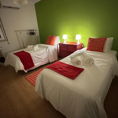 Plume Tree House Lisbon