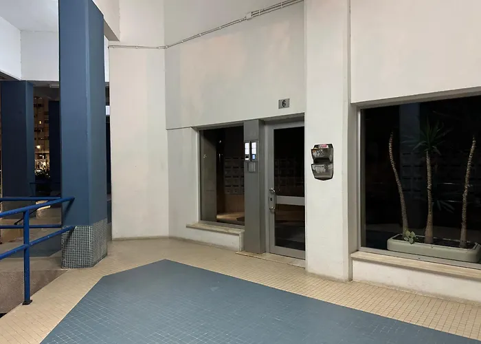 Apartment Plume Tree House *