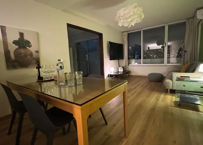 Plume Tree House * Lisbon