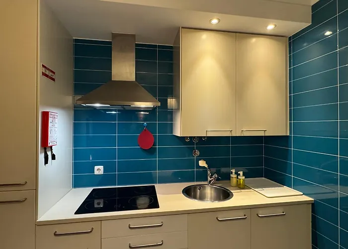 Apartment Plume Tree House Lisbon