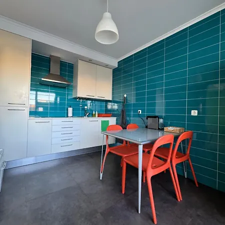 Apartament Plume Tree House *